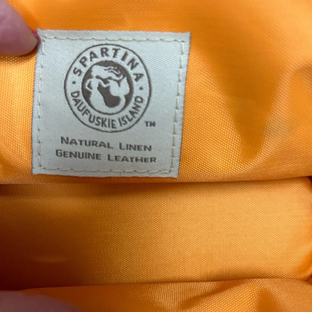 NWT. Spartina 449 Cosmetics Bag